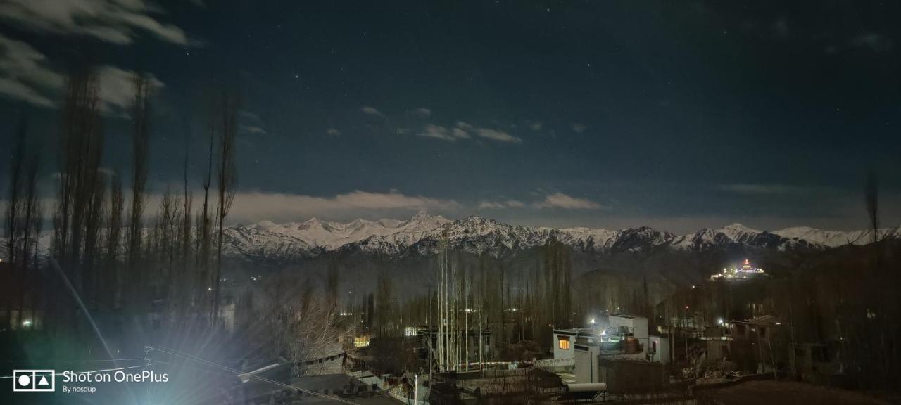 Ladakh Country Inn เลห์ ภายนอก รูปภาพ