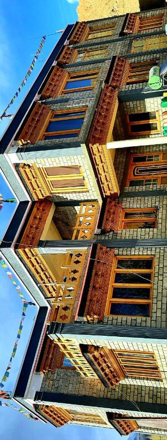 Ladakh Country Inn เลห์ ภายนอก รูปภาพ